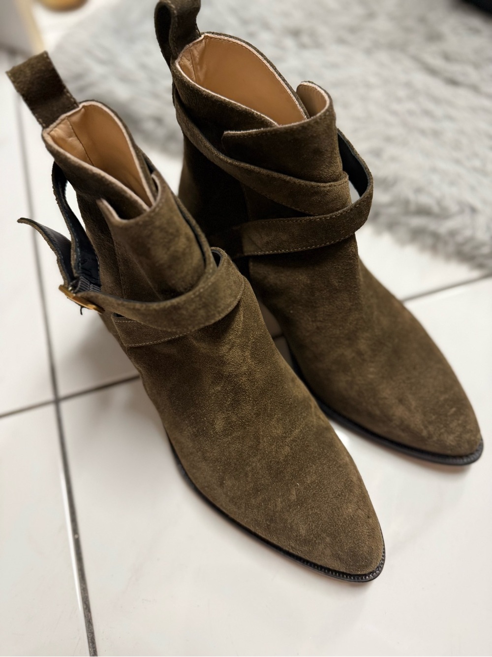 Banana Republic Olive Suede Pointed Ankle Booties